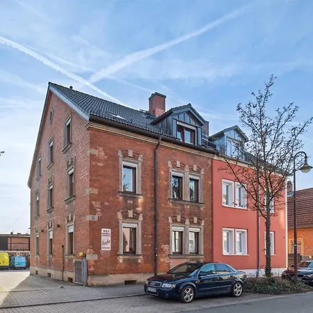 Suiteable Living - Boardinghaus mit Parkplätzen, WLAN und Waschraum Bayreuth Exterior foto
