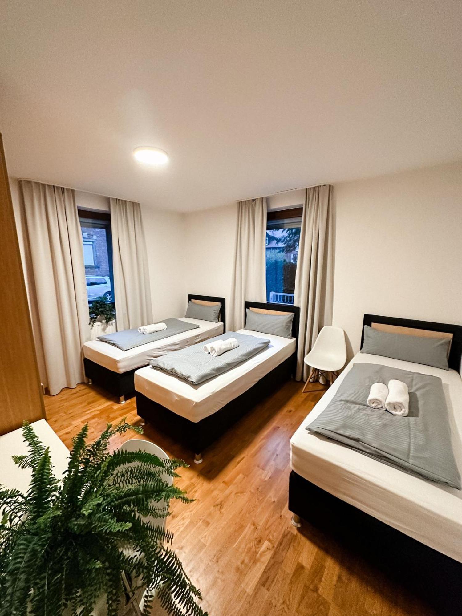 Suiteable Living - Boardinghaus Mit Parkplätzen, Wlan Und Waschraum Apartment *