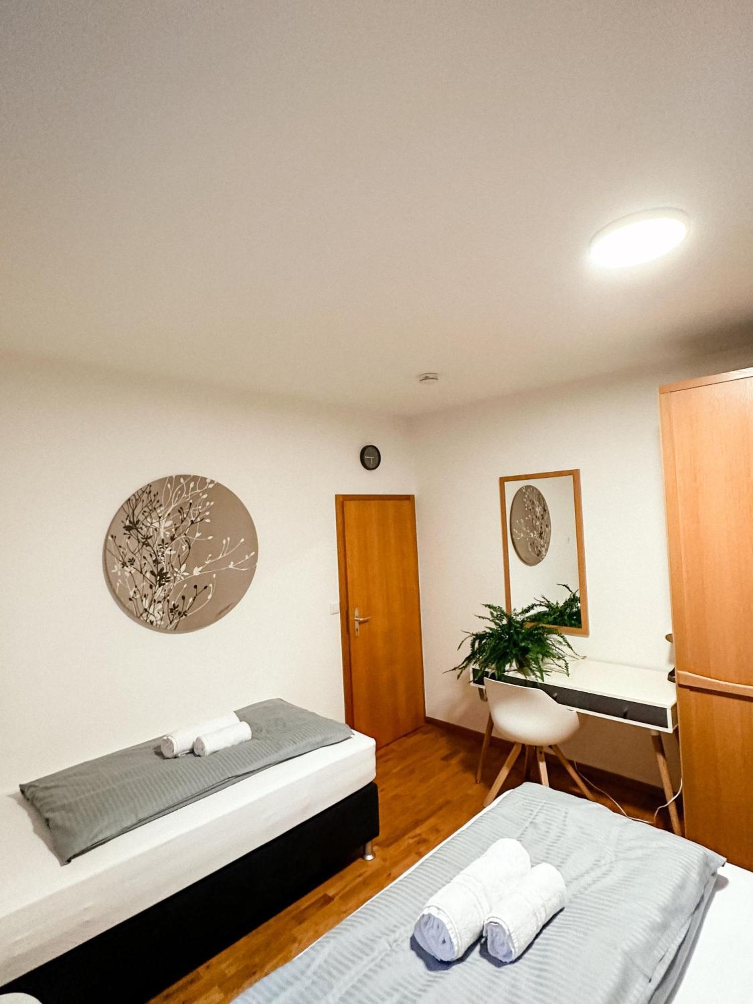 Suiteable Living - Boardinghaus Mit Parkplätzen, Wlan Und Waschraum * Bayreuth